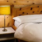 Landhus Fogadó Almens