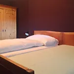 Landhus Almens