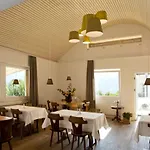 Landhus * Almens